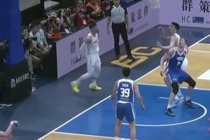 国家队生涯最强一战！朱俊龙vs台北10中7&5记三分飚19分